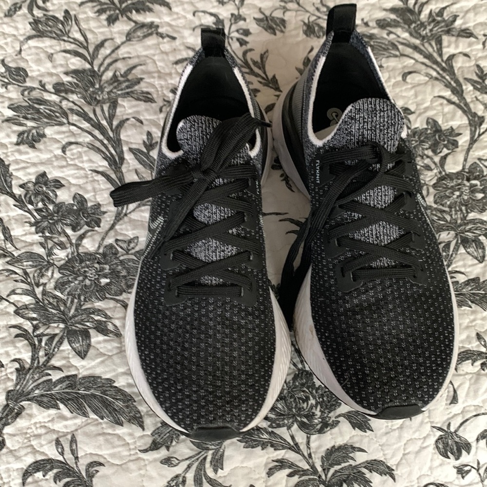 Nike Infinity React running shoes